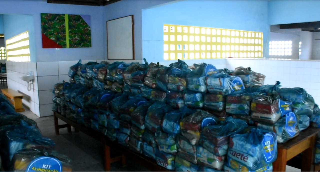 Camacã: Prefeitura iniciou a distribuição dos kits de Alimentação Escolar para alunos da rede Municipal de ensino
